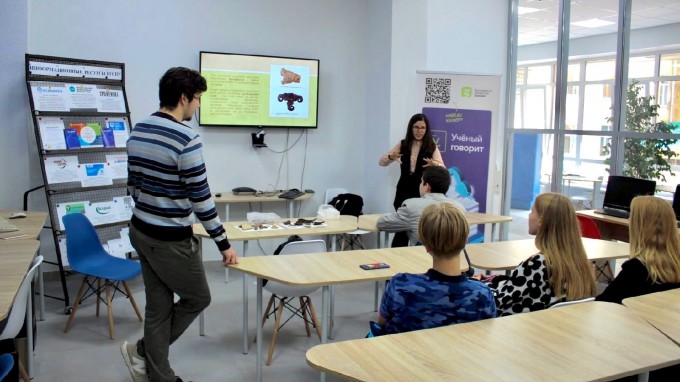 «Археология: новое о прошлом»: студенты и преподаватели факультета исторического и правового образования провели для школьников мастер-классы