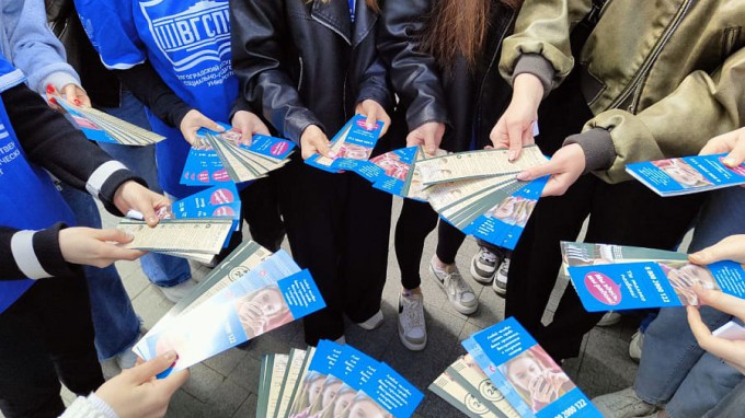 Студенты факультета социальной и коррекционной педагогики приняли участие в проведении мероприятий к Международному дню детского телефона доверия в Волгоградской области