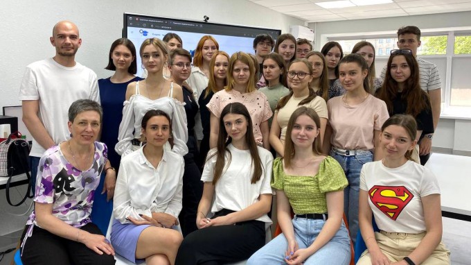 «Практикум академической компетентности»: не только учиться, но и разрабатывать