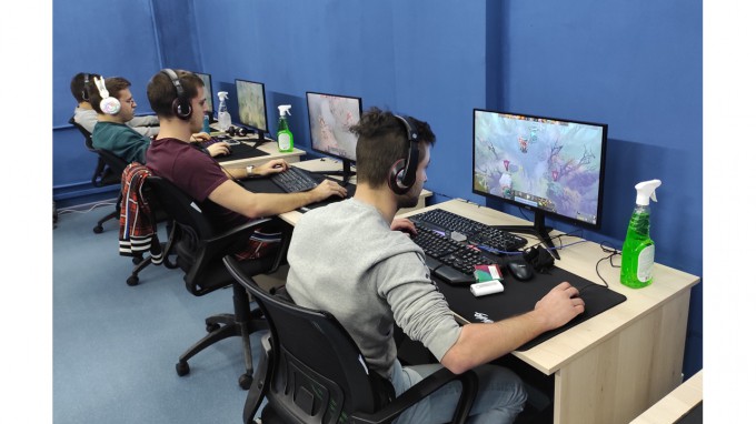 В ВГСПУ состоялись соревнования по киберспорту «Dota2» 