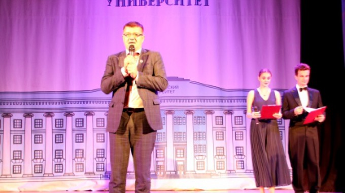 ВГСПУ празднует День учителя и День университета