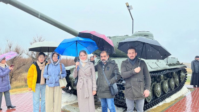 Студенты ВГСПУ посетили места боевой славы ко Дню контрнаступления советских войск под Сталинградом.