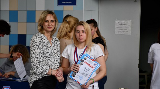 В ВГСПУ состоялась Спартакиада факультетов и институтов по плаванию